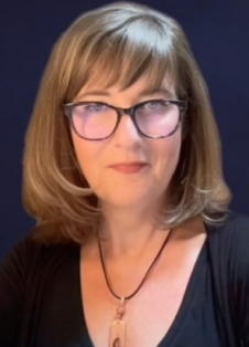 Aminda Smith.png
